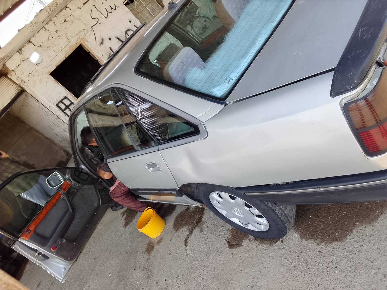 سيناتور للبيع محرك كير كصه شادهن جدد صبغ جماليه بدون معجون بدون خياس رقم نينوه بشهر الثنعش تصقط السنويه سياره كلش نضيفه بيه نقص فقط باور بريك عاطل سعره 65الف السعر 30وبيه مجال قليل عنوان السياره كركوك الحويجه ناحيه الرياض ***********
***********
