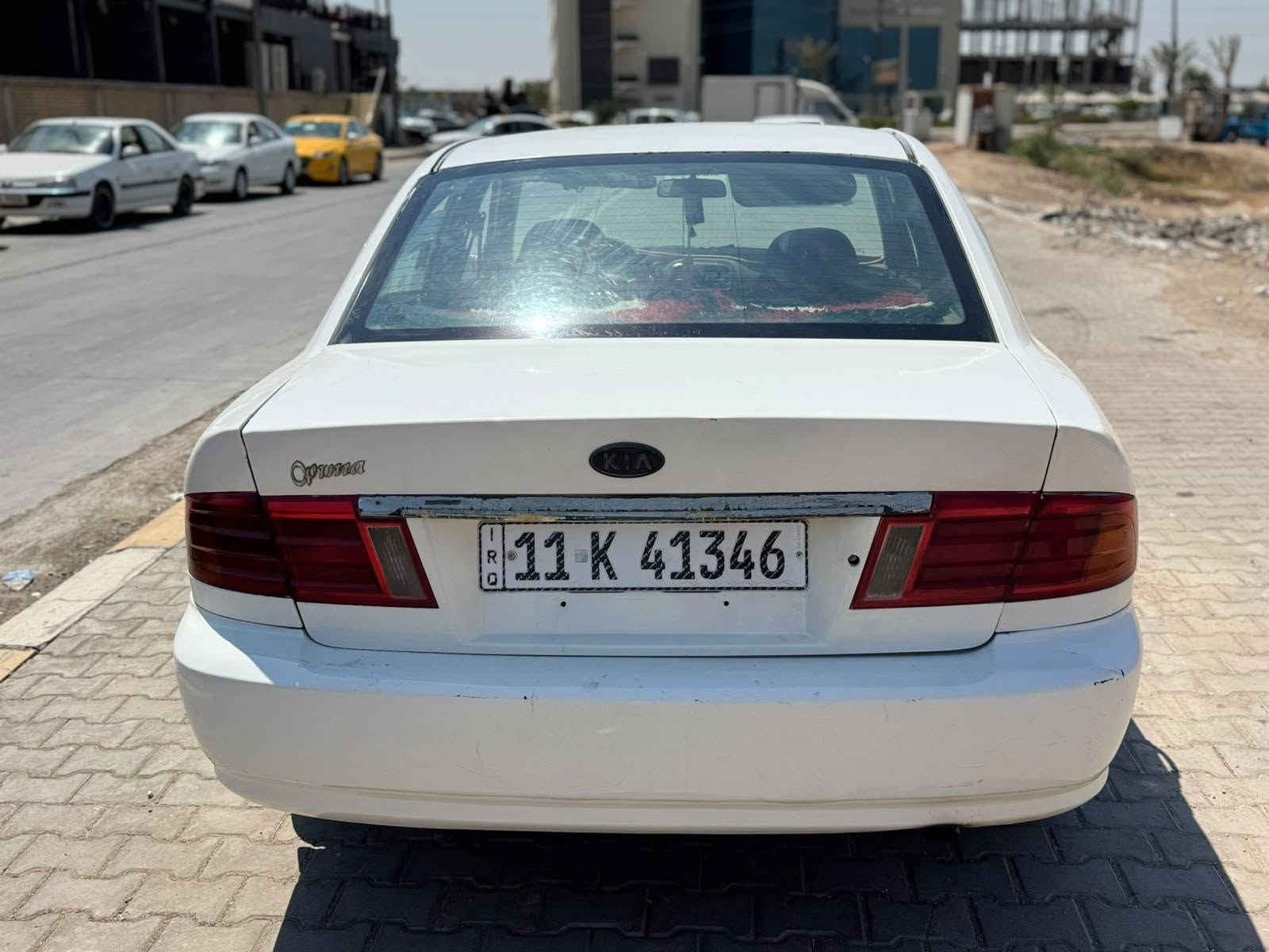 كيا اوبتيما موديل 2002
كير اوتماتيك 
رقم بغداد 
سياره جاهزه نقصها فقط التبريد 
كير و محرك محور كورله 
مكاني واسط الكوت مركز المدينه
السعر ٣٠ 
***********
