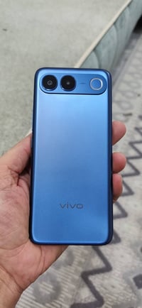 فيفو v80 لايت 5g ذاكرة 256 الرام 16 شاشة امولد 1.5k بتردد 120 هيرتز من...