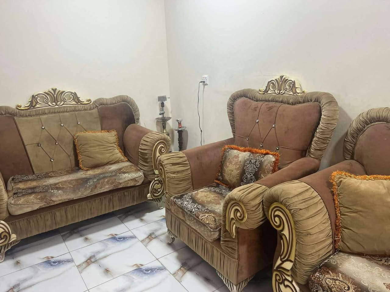 ب250وبي مجال 10مقاعد نضيف مابي أي ضرر
