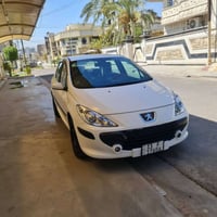 بيجو فرنسي موديل ٢٠٠٦ جاهزه السياره كير محرك تبريد بدون حادث اوضربه صب...