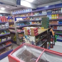 النعيريه • قرب كنيسة مريم • أسواق للبيع