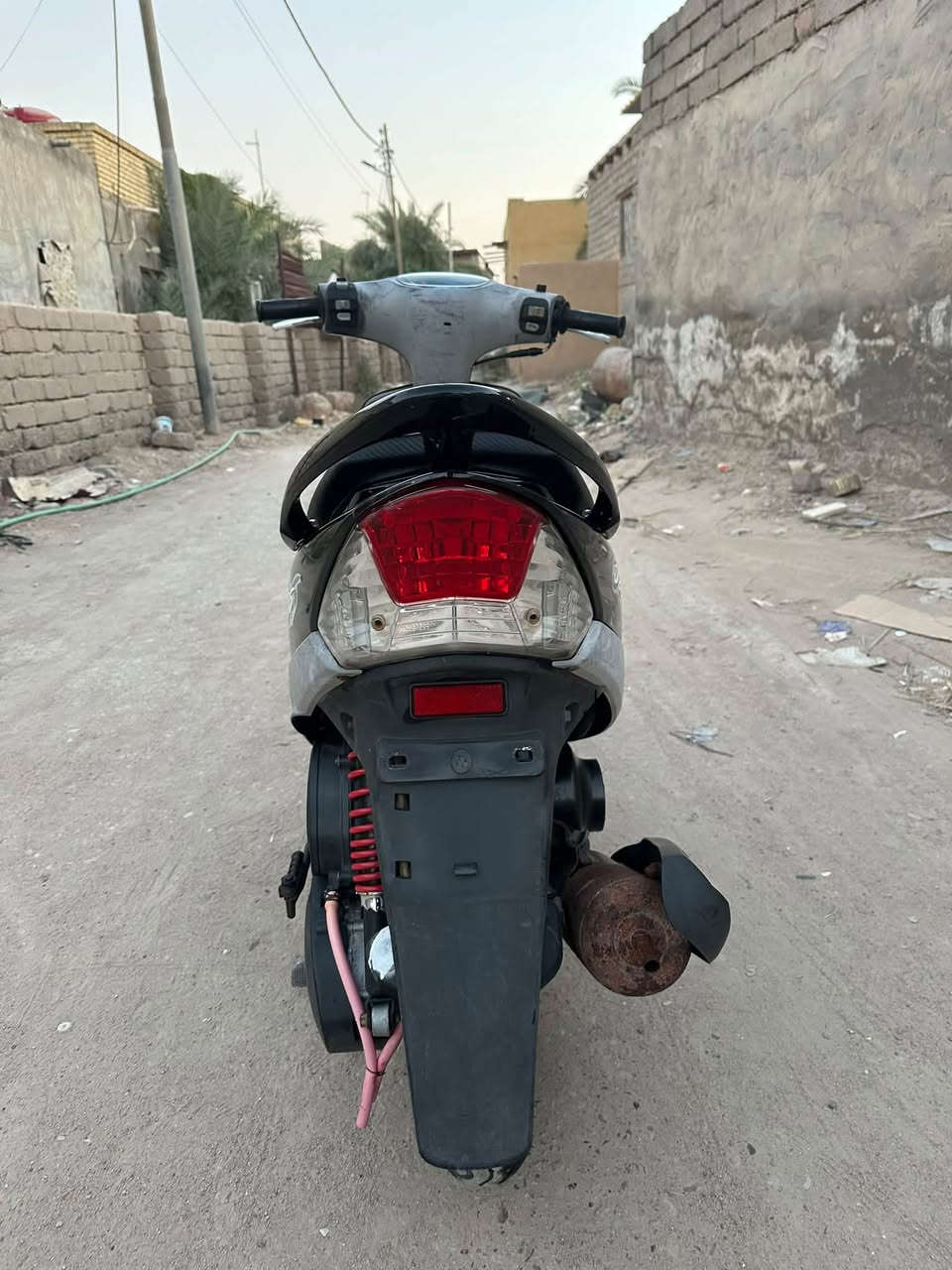 سلام عليكم دراجه قجمه  للبيع  الدراجه مكفوله من كلشي مبدله فقت ربل ولف
كفرات اصليه كلهن ختم واحد وي المكينه  كهربيات كله شغاله الدراجه جاهزه مانقصه شي صارله شهرين من طالعه من الحاويه 
السعر 700 او بيه مجال قليل
عنواني قضاء المدينه منطقت الشروق 
رقم التلفون ***********
