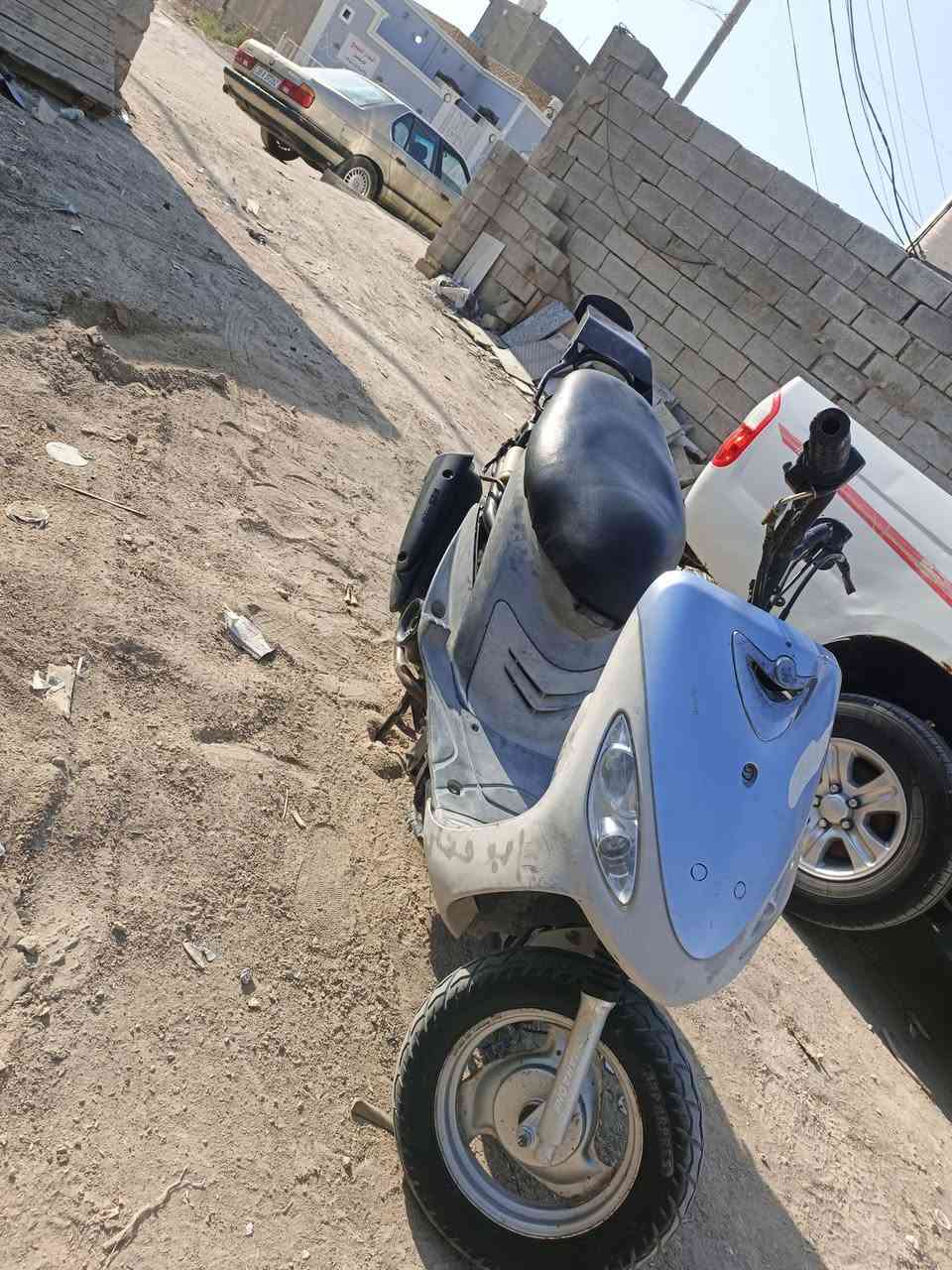 سلام عليكم ماكس منغولي للبيع 
بوشه 55 شلعه و معدل 
مكاني ناصريه مركز قرب محطت لقطار 
السعر...425...و بيهه مجال 
تواصل ***********
