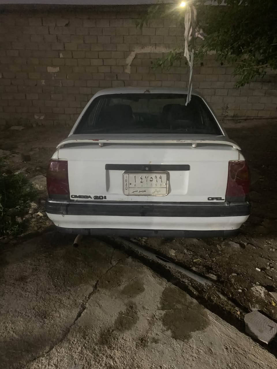 السلام عليكم شباب عندي سياره اوبل اوميكا ٩٢ سياره خير من الله سياره مل جني الحالته ضعيفه سعره ٢٠وبيها مجال  التصال    وملاحظة سياره رقم ديالى ٢٩و تحويل ثاني يوم  مكفوله غرمات مصفره  ***********
