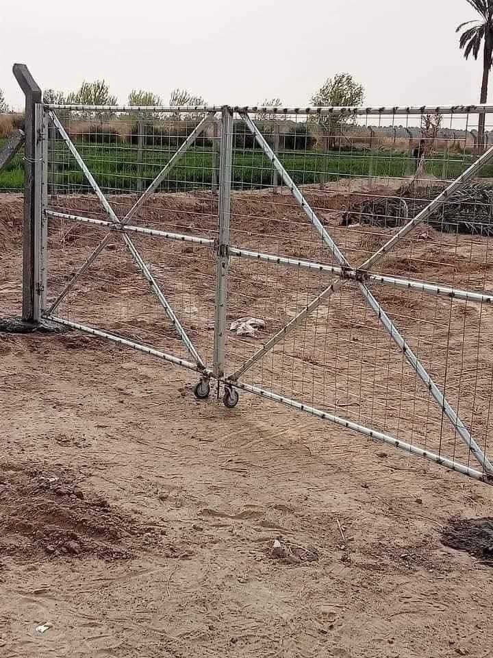 🔔 يسر شركه الزوار لنصب اسيجه ال.brs  بأبعاد وقياسات متنوعة ⚒️
🌟يتوفر سعر المتر ب5 الف 
🌟 BRC بي آر سي سماكة 3.5 ملم مع كريسيه وتركيب بسعر 9,000 دينار
🌟 BRC بي آر سي سماكة 3 ملم مع فتحات 5 وفحص بسعر 11,000 دينار
🌟 BRC بي آر سي سماكة 3 ملم مع كريسيه وتركيب بسعر 9,000 دينار
🌟 BRC بي آر سي سماكة 3 ملم مع جادر بسعر 9,500 دينار
🌟 BRC بي آر سي سماكة 2.8 ملم بسعر 8,500 دينار
🌟 BRC بي آر سي سماكة 2.8 ملم مع جادر بسعر 9,500 دينار
🌟 BRC بي آر سي سماكة 2.7 ملم بسعر 7,500 دينار
🌟 BRC بي آر سي سماكة 2.7 ملم مع جادر بسعر 8,500 دينار
🌟 BRC بي آر سي سماكة 2.6 ملم بسعر 7,000 دينار
🌟 BRC بي آر سي سماكة 2.6 ملم مع جادر بسعر 7,500 دينار
🌟 ويتوفر لدينا سعر المتر بقيمة 6,000 دينار
🌟 كما نقدم خدمات التصنيع والتركيب لجميع أنواع الأسوار الاصطناعية ☘️☘️
💰 أسعارنا تنافسية 😉💰
🚛 نقوم بتقديم خدماتنا في جميع محافظات العراق
💰💰 ملحوظة: يتوفر لدينا سعر المتر بقيمة 5,500 دينار 💰💰
📞 للمزيد من المعلومات، يرجى التواصل معنا عبر الزر أسفل هذا المنشور أو الاتصال على الأرقام التالية:
📞 يتوفر واتساب
*********** 📞

نص مكتوب في الصور:
- Bestie