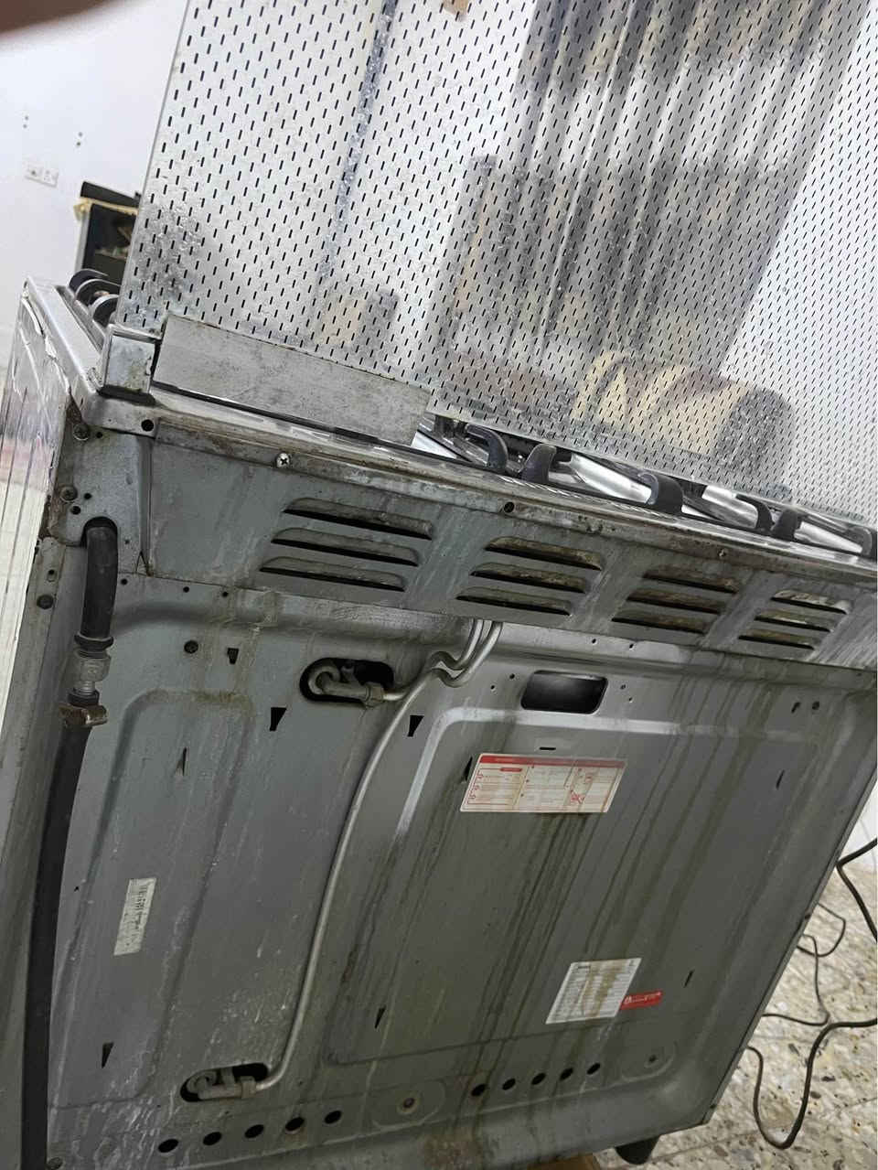 طباخ شغال كله على الفحص سعره 150 وبيه مجال المكان نهايه الشعله منطقه الدهله *********** بغداد, العراق
