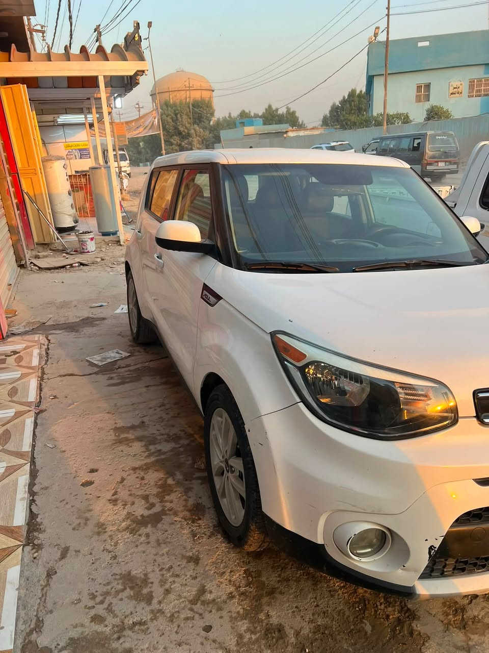 كيا صول موديل 18 امريكي حادثه قطعتين صبغ جاملغ وباب وشويه صبغ بلباب بدون دواخل الخلفي ماشيه107الف مكينه 2000 gt
رقم بابل بسمي سياره جديده ونظيفه حيل 
115 وبيها مجال مكاني بابل حله حي العسكري 
***********
