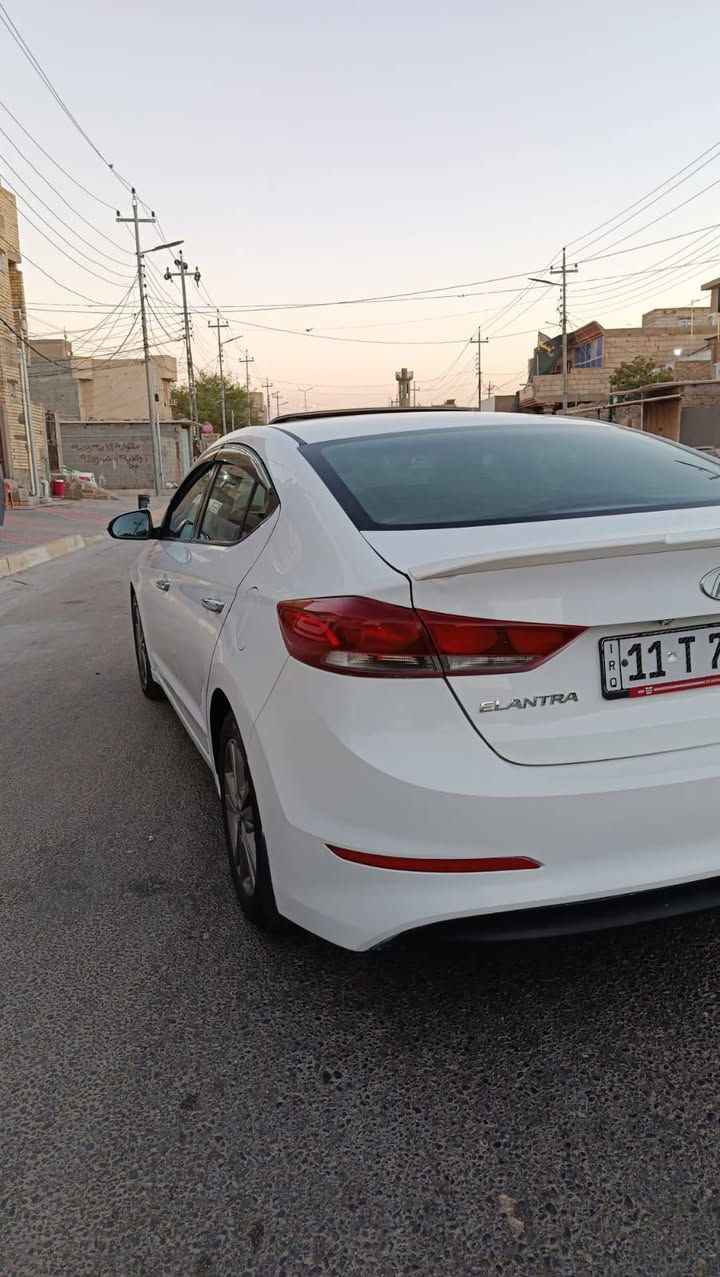 الانتره2017 رقم بغداد بسمي
مكفولة كفاله عامه جديده مكينه كير بدون فتح بلادي 

تبريد ثلج حداديه جديده 

السعر 138

مكانه نجف 

***********

