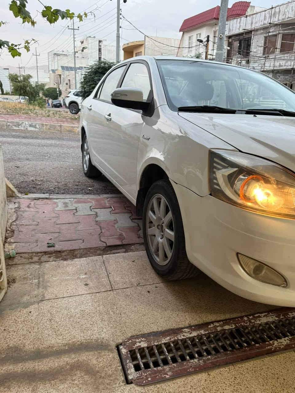 جيلي • ٢٠١٣ • مكينة ١٨٠٠