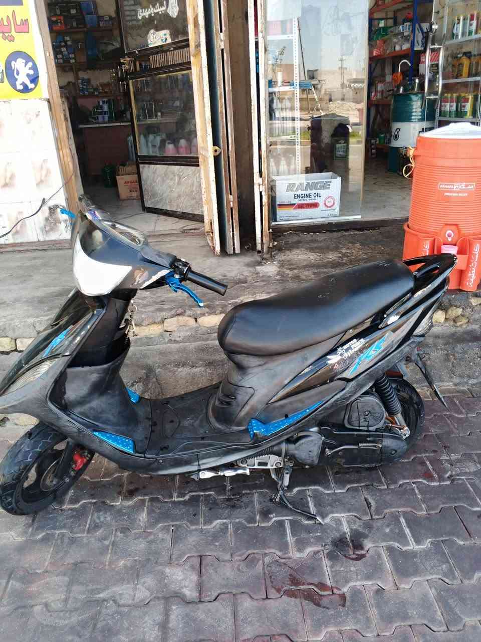 ماكس عدله للبيع
دراجه كلها بلاد برغي ما مفتوحه بيها 
طالع من الوكيل 2026/8/13 
دراجه شرط شلعه تشك الكاع 
معدلها 110 
كهربائيات كلها شغال 
دراجه كامله اخر حبايه 
شراي يتصل متوفر واتساب 
***********
