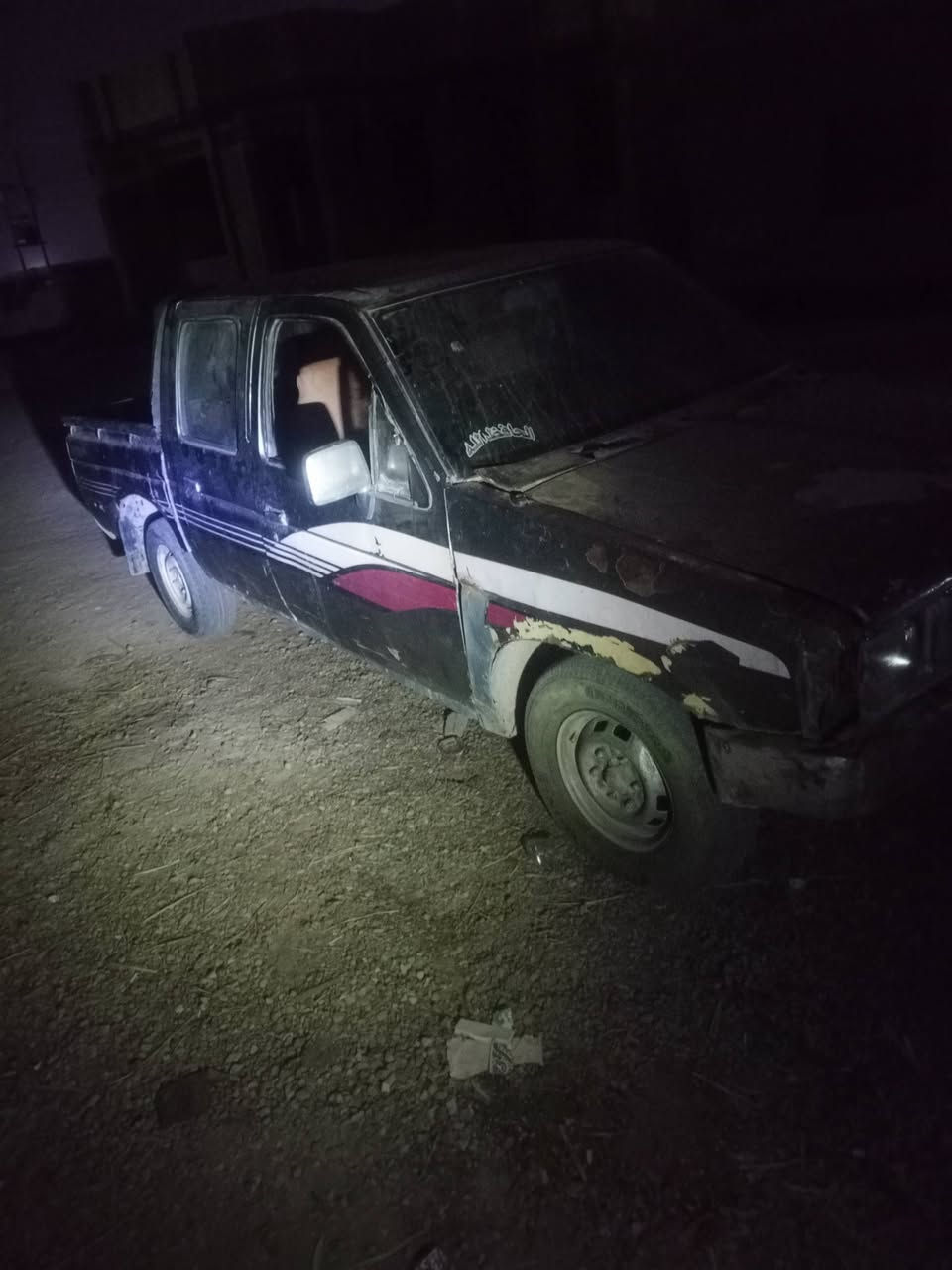 بيكب نيسان رقم الماني سنويه كارتونيه  راعيهه ماندله محرك كير كفاله محور 3واي بخاخ مكفوله تنقيص وتبخير سياره تشتغل بس تخربط ابيعهه عله وضعهه العنوان البصره الدير الشراي يتصل ***********السعر 12وبيهه مجال
