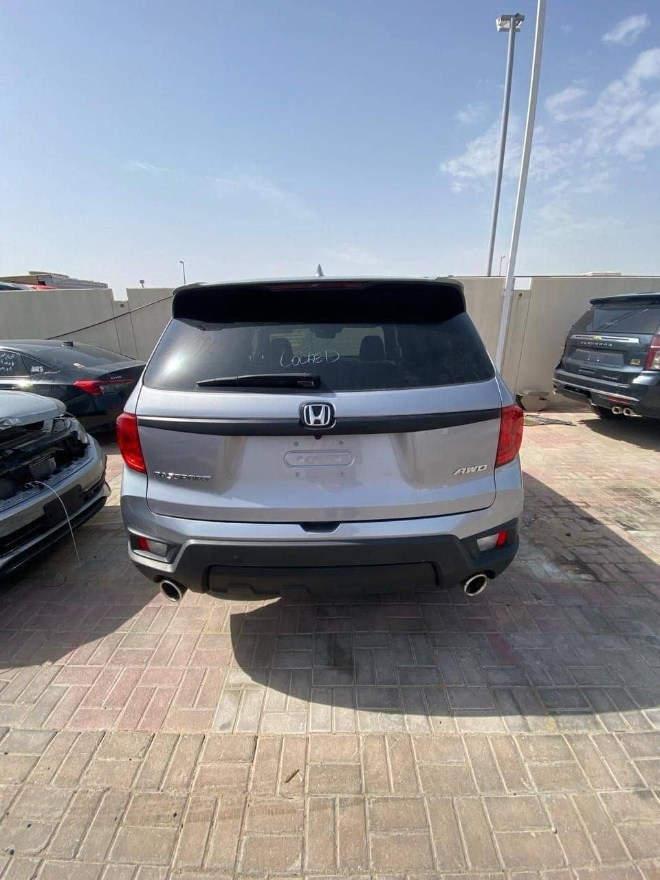 السلام عليكم هوندا باسبورت موديل 22 فول مواصفات رقم اربيل 
وارد أمريكي  قطعتين صبغ  بيها  بيع او  مراوس اكورد او كامري  او كورلا  ***********
