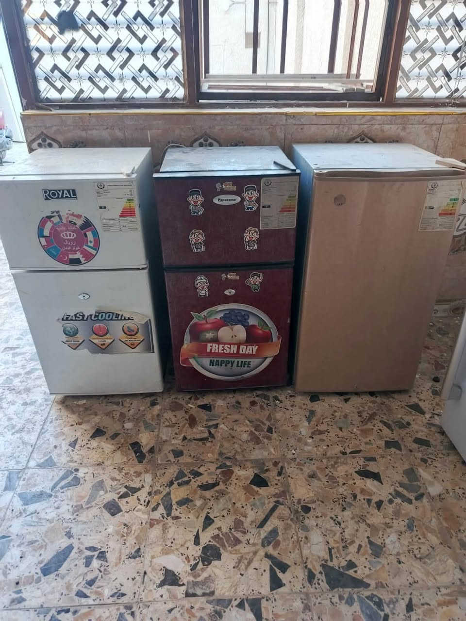 سلام عليكم ثلاجات ومجمدات البيع نضافه ١٠٠/١٠٠ مستخدم شي قليل اخو جديد شراي يتصل *********** مكاني بغداد واكو توصيل 🚚
