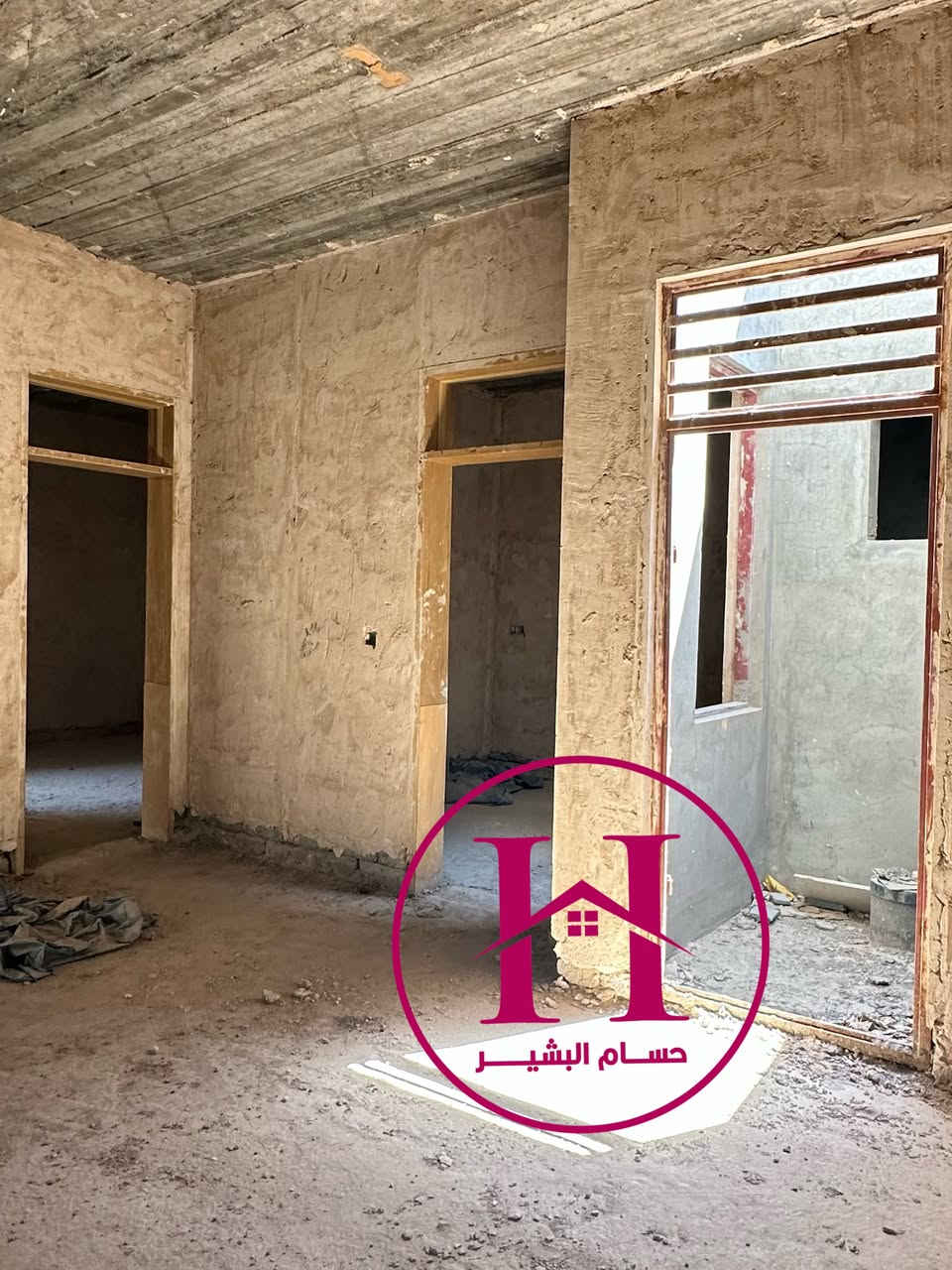 عقار للبيع 

الموقع حي العرموشيه 

المساحه 300 متر طابقين 6 غرف نوم نضام اسويت

العقار باقي على التشطيبات 

الأستفسار الأتصال على الرقم 
***********  او مراسلة الواتس اب 
سيكون الرد على الجميع 

  #حسام_البشير
