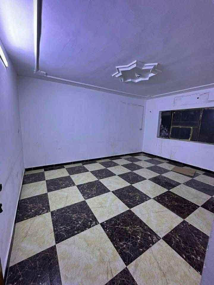 🏡 للإيجار في السيدية 🏡
📍 الموقع: السيدية – مربع جامع شاكر عبود

🏠 المساحة: 110 م²

🛏️ 3 غرف نوم

🛋️ صالة

🍽️ مطبخ

🚿 خدمات متكاملة

✨ البيت نظيف جدًا وجاهز للسكن.

💰 بدل الإيجار: مليون

للاسـتفسـار الاتـصال علـى الارقـام التـاليه  او زيـاره مكـتب عبدالله الرفيـعي السيـديه_شارع الضـباط_ مقابل مجـمع لحـوم جويـلي 

#مكتب-عبدالله-الرفيعي

***********

***********

***********

━━━━━━━━━━━━━━━

#بيت #عقارات #منزل #بيع #وساطة_عقارية

#شركة #سيدية #بغداد #عراق

#عقارات_السيدية

#عقارات_الكرخ #ايجار_تجاري

#بنايات_سكنية

#عقارات_القادسية #عقارات_اليرموك #عقارات_المنصور

#عقارات_الحارثية #عقارات_الكاظمية #عقارات_الاعظمية

#عقارات_العطيفية #عقارات_حي_الجامعة
