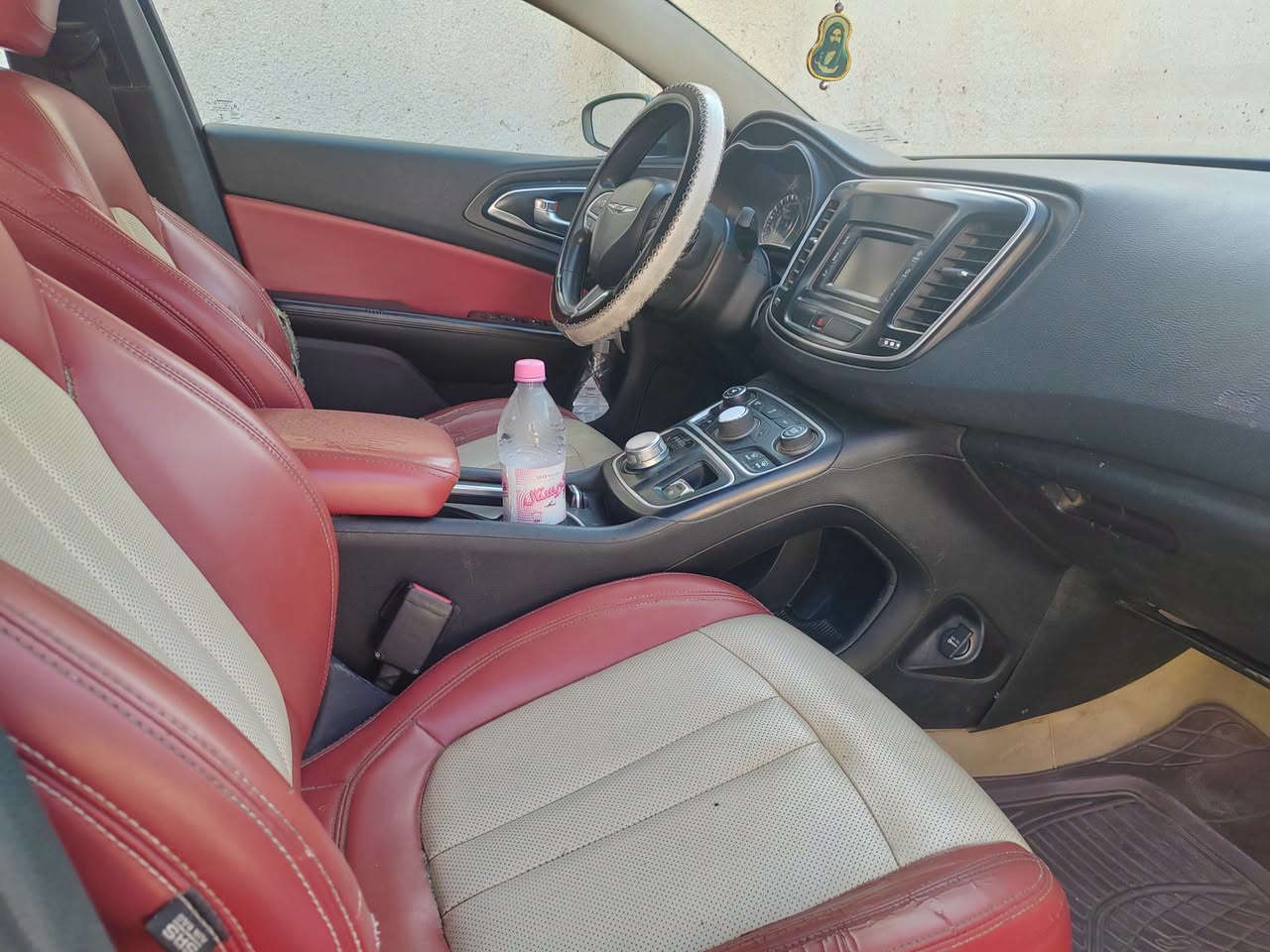 للبيع او مراوس  سي200 جاهزه من كلشي كير مكينه حداديه تبريد كهربأيات كلشي شغال بسمنه سنويه ل 31 مكينه 2400 حادثه جاملغ وبنيد بدون دواخل سونار وي صور سعر 75 الاستفسار ***********
