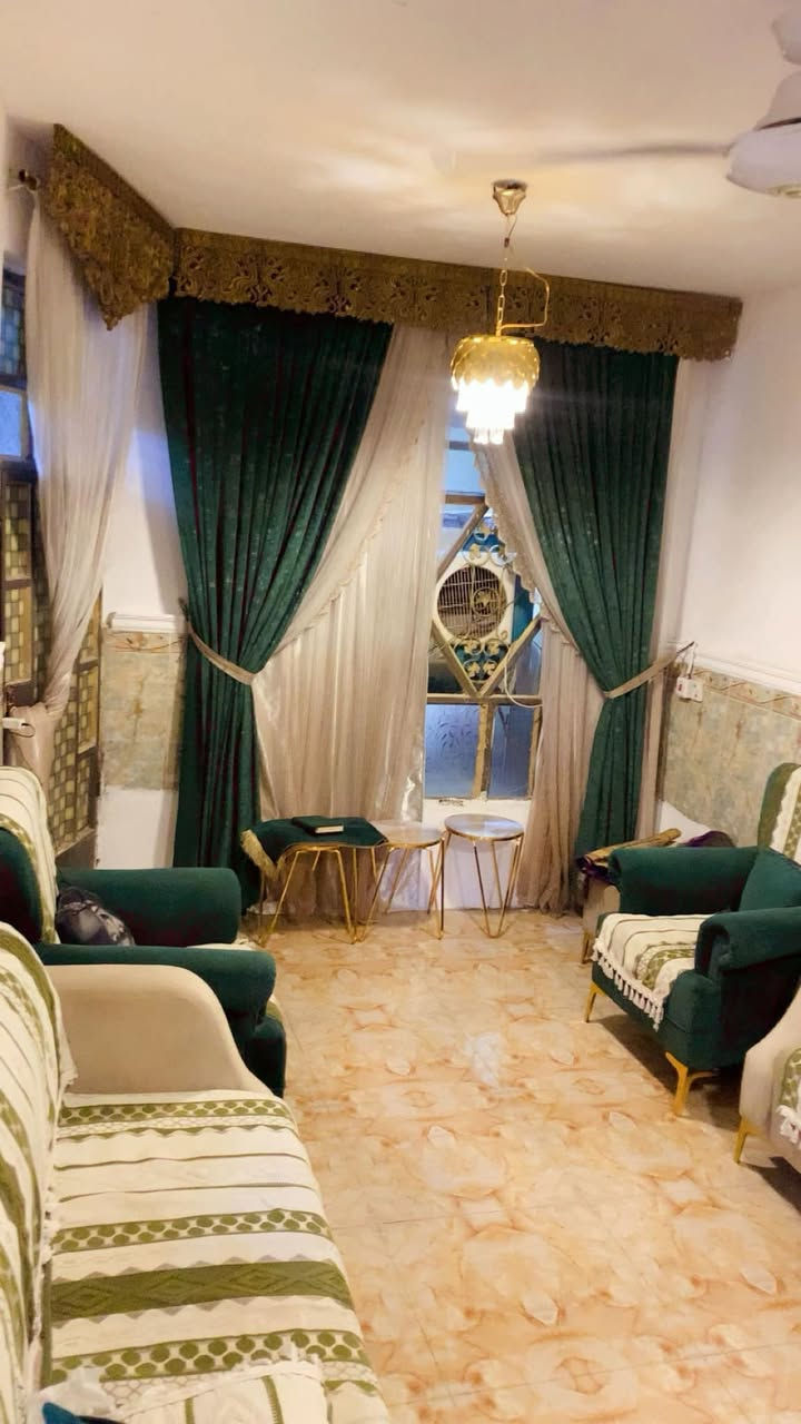 بيت بل كفائات العبيدي واجهيه 6 مساحه 100 قريب على شادع50 ولمدارس *********** سعر 63
