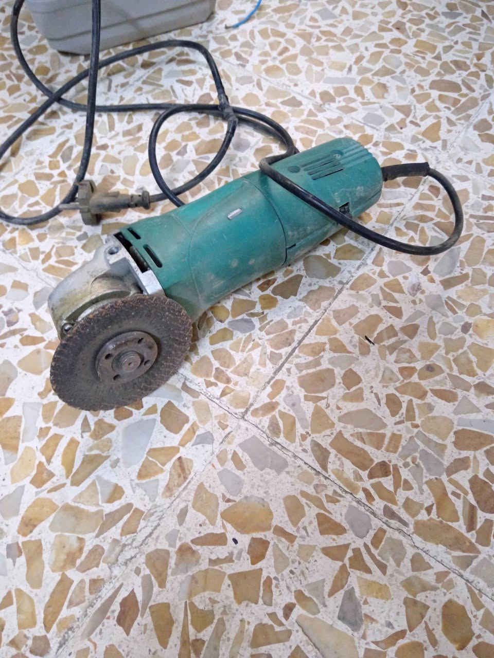 غراض للبيع للاستفسار اتصال على ارقم ***********
