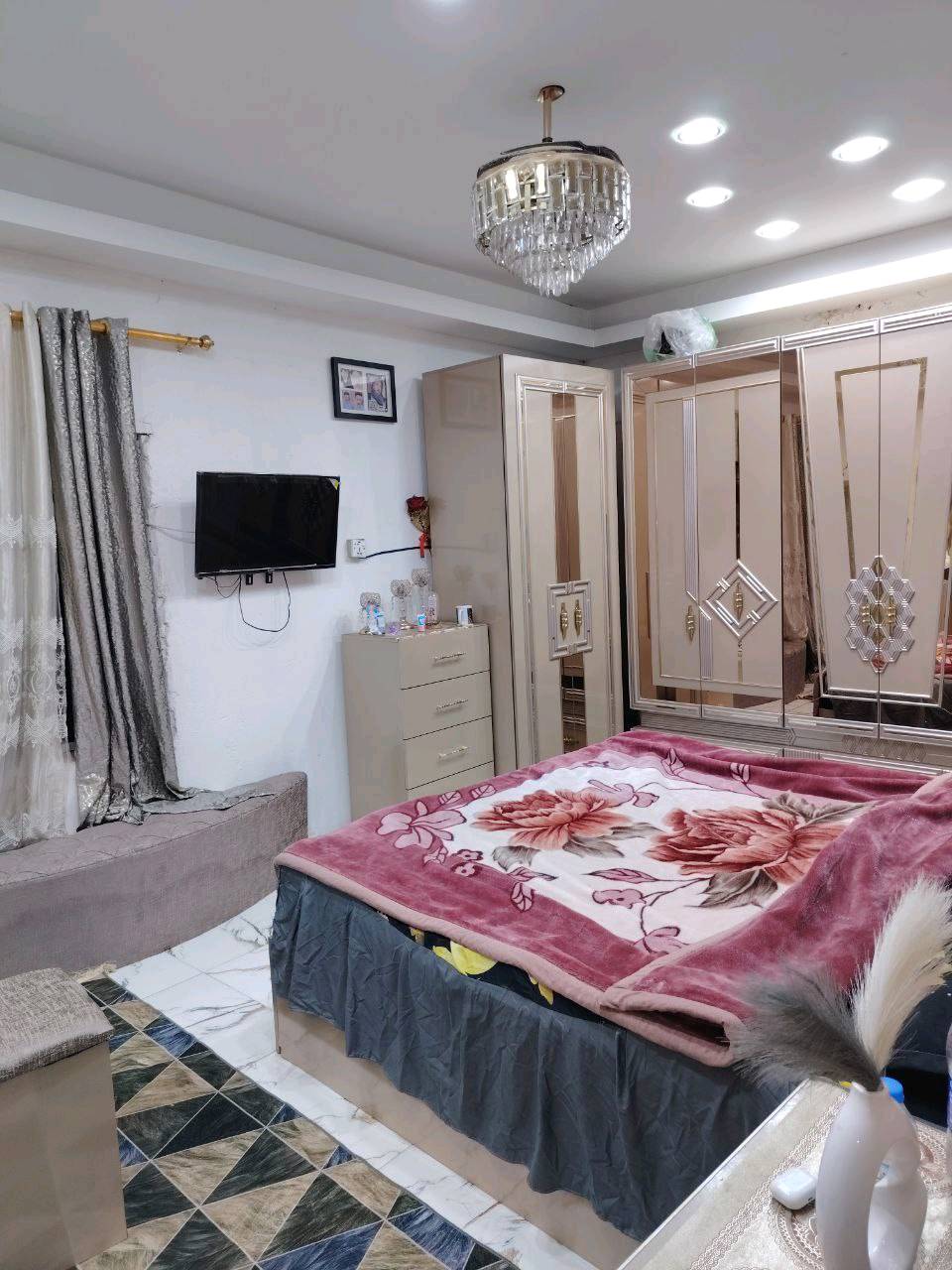 بيت البيع الامين الثانية نهايت الخمسين دار يم سكلت سيد ضياء *********** السعر 36 وبي مجال