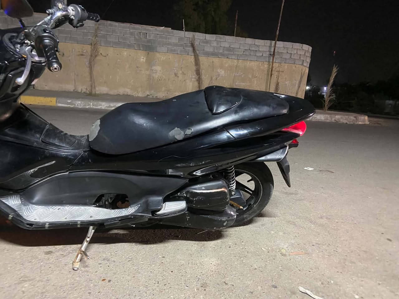 سلام عليكم دراجه بي سي اكس  خير من الله ناعمه  ومعدل  كلشي شغال عده طوافه مال باننزين موضح بالمنشور  للاستفسار الاتصال عل رقم *********** السعر ٩٥٠ مكاني ديالى بعقوبه
