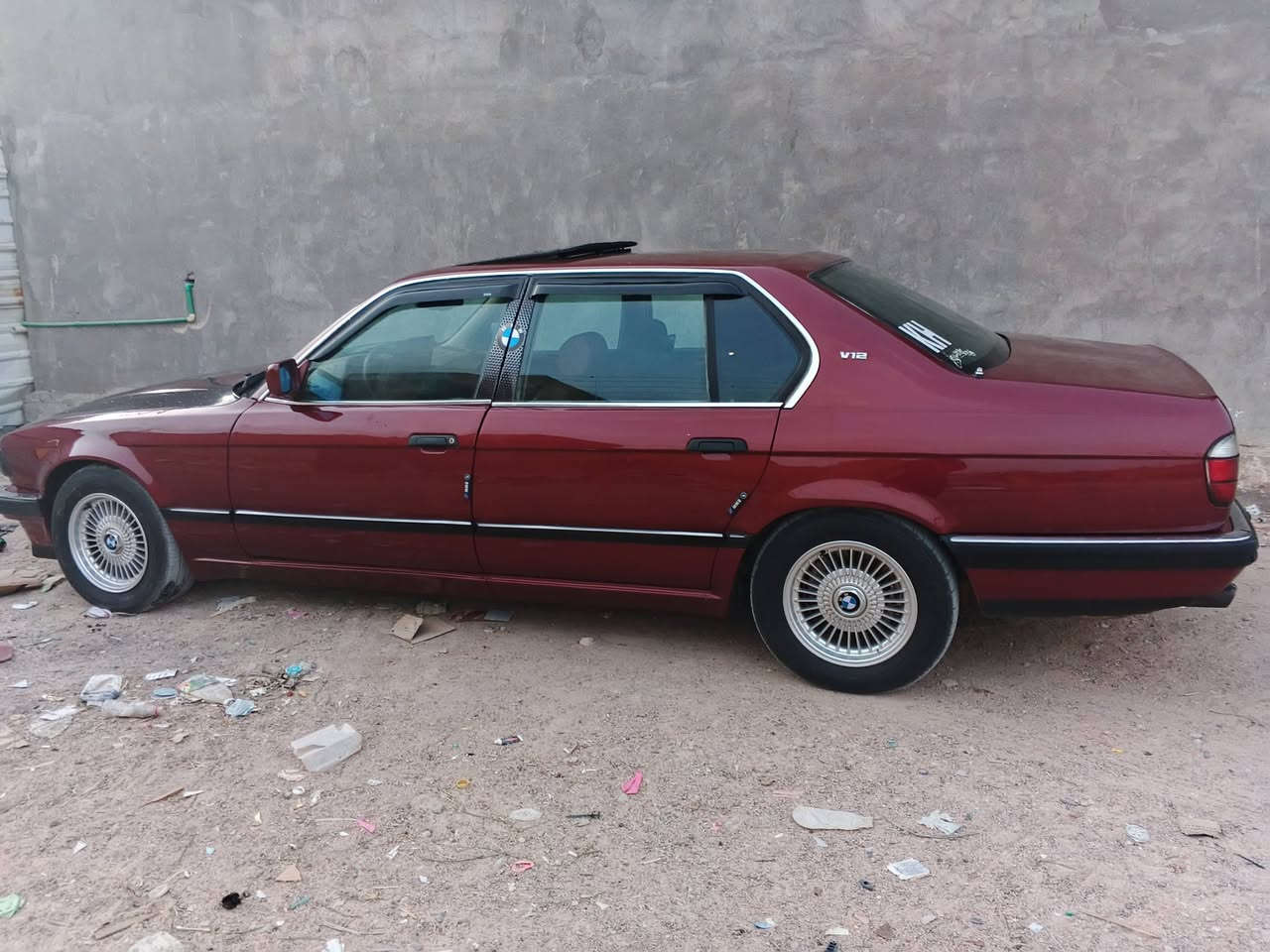 بي ام دبليو 750 • موديل ٩٢ • رقم بغداد