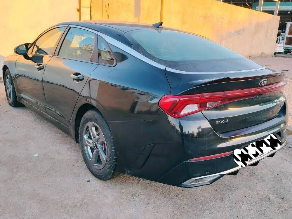 السلام عليكم K5 أمريكي LXS موديل ٢٠٢٤ معوقين بأسمي... الديوانية محرك ١٦٠٠ تربو  ماشيه ٤٢ الف كم حادث كما موضح بالصور نص الجنطه ونص الچاملغ مصلحات نفسهن بدون كص وتبديل (تصليح بالإمارات) يرادلهن ترتيب بسيط مواصفات معروفه رادار امامي خلفي انظمه قياده كير 8نمر كامره دواره قياده ذاتيه وبعد مواصفات متواجد ع الخاص*********** واتساب
