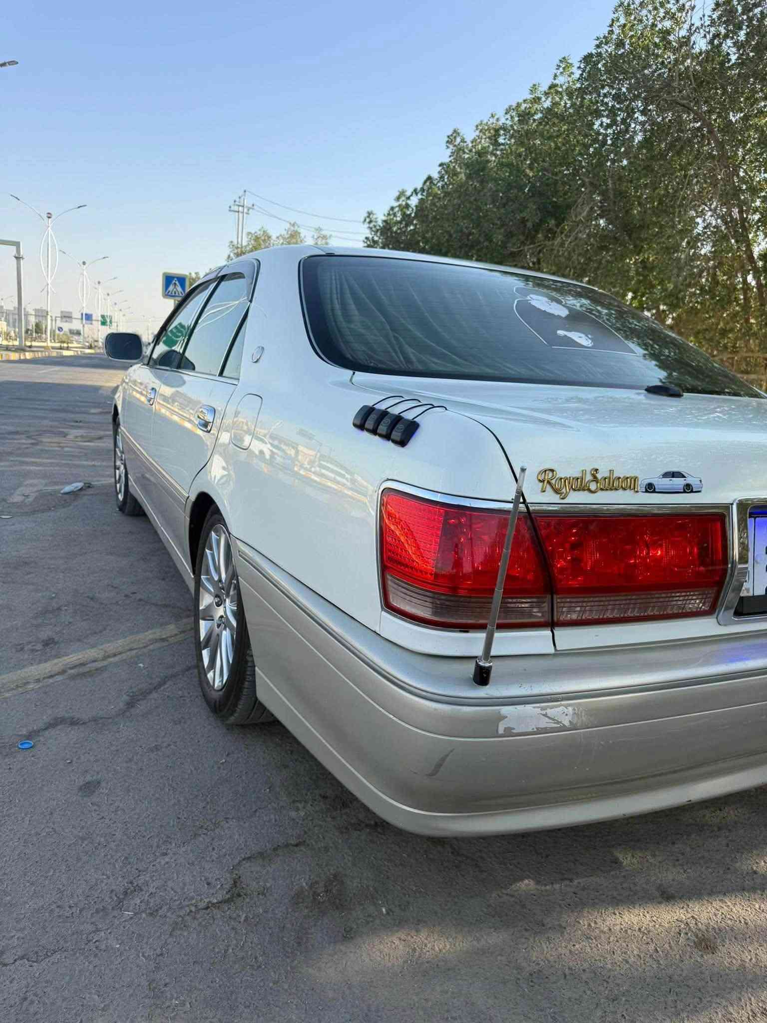 ملكه 2002 بسمي رقم دولي امداور بنفس اليوم بأي محافضه سياره جاهزه ما ناقصها برغي
حداديه توني نافضها من الطول للطول 
كفاله عامه من الكص ولصبغ  ولاتبديل ولعيب الشرعي 
اكرستال خضراويه محزم 
4 دكم فول عدا الفتحه 
مكينه D4 الكبير 
ثلاجه 
برده خلفيه 
مرايات شفط سيف الأمام علي وي السويج 
تحكم كشنات كهربائي امامي خلفي 
تبريد خلفي 
تخم تاير كامو الكوري سعره 500 الف 
وياله ماجسته سعر 4 ورقات 
اريل  خلفي امامي 
مغلفه نانو سيراميك حمام غرفه بوليش 
تخم بلكات توني مبدللها 
تخم مجاور توني مبدللها 
شباج اثنا 
لايتات زنون 
ماشيه السياره 190 قابل للزياده 
سياره قرار 48 اصل ب2018 مرقمها بيدي لا معقب ولاشي راعيها الأصل انه 
سياره اكثر من ما تتوقع جديده 
السعر 140 
مكاني ناصريه حي سومر 
موبايل ***********
