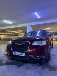 ٣٠٠C ٢٠١٧ • ٣.٦ لتر V6 • داخلية جلد