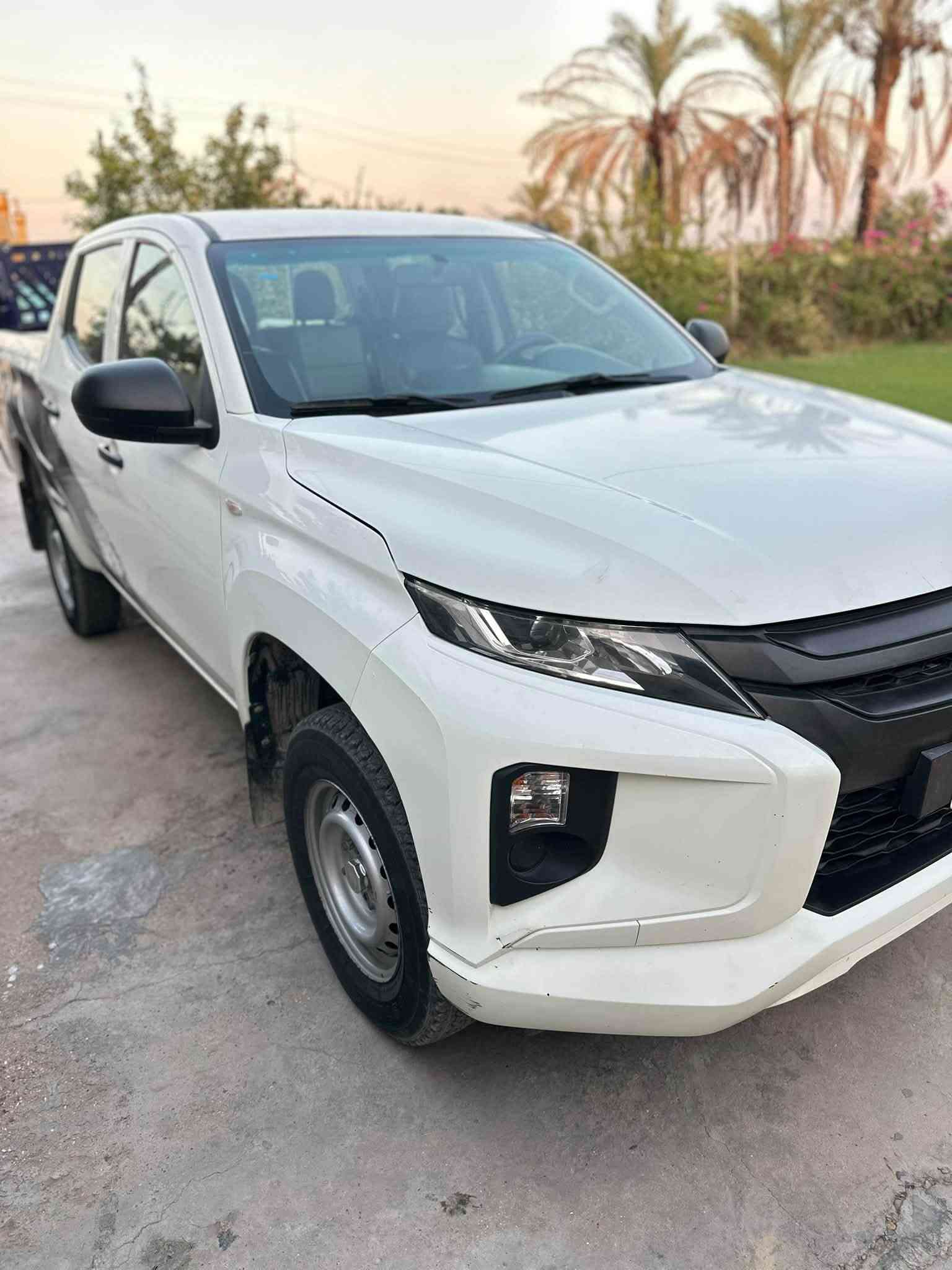 مسبوشي للييع ٢٠٢٠ رقم بابل  مكفوله كفاله عامه كير عادي السياره جديده بانزين ماشيه ١١٣ الف المكان بابل ناحيه النيل السعر ١٩٠ وبيهة مجال 

‭***********‬
