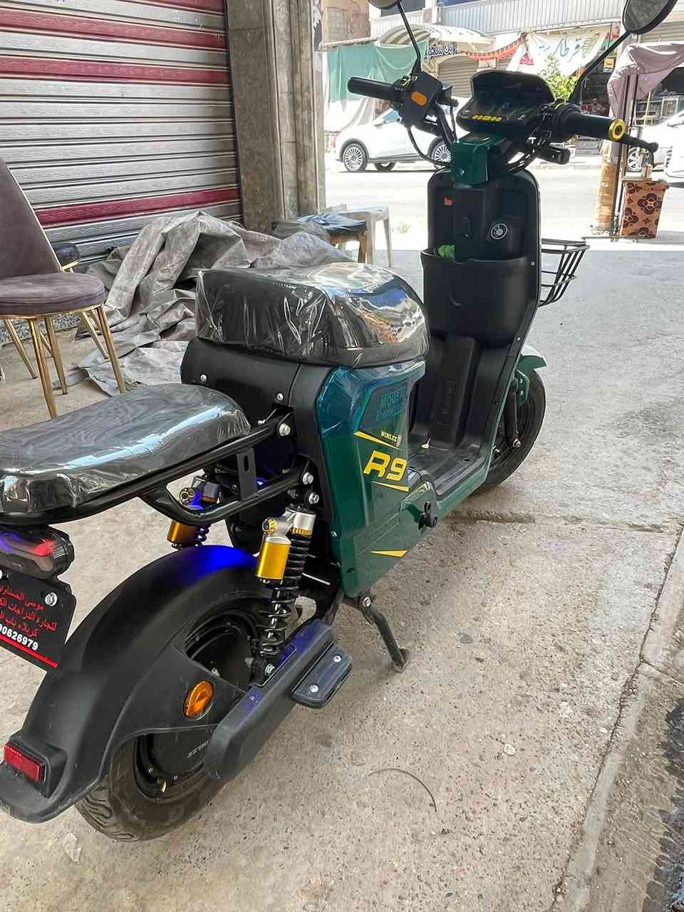 ‏سلام عليكم ماطور شحن R9 الرياضي ماطور جديد مستعمل اقل من شهر وصل موجود 5 بطاريات دبل نضام بك مسجل شاشه آيبات ويرمنيه أشاير لد لايت عالي ناصي زينون نشرات Led ماطور حيل جديد ونضيف تايرات كلو جديد وسعر (530)وبي مجال للطيبين للاستفسار ***********/*********** أو خاص 🌹🌹
