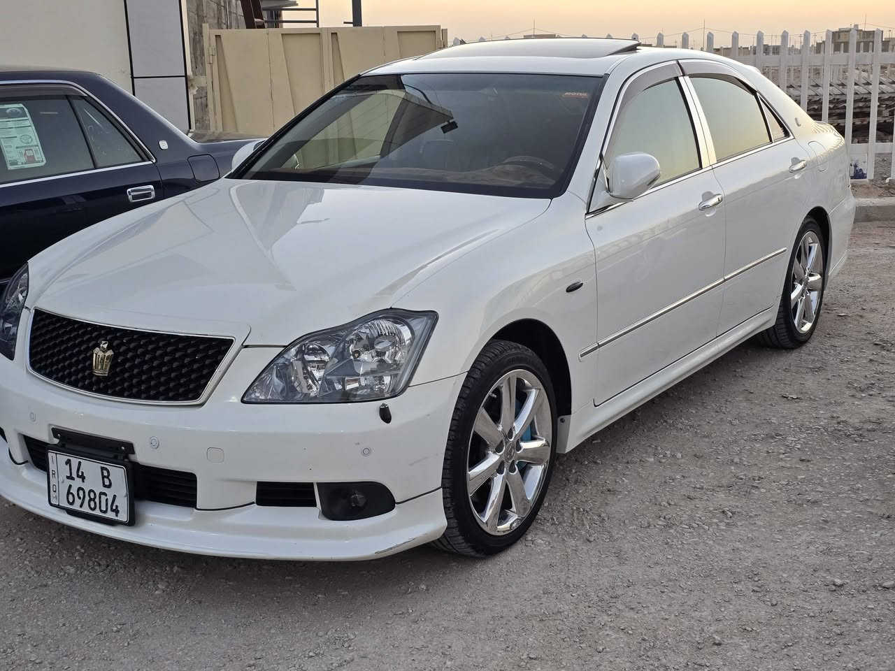 السلام عليكم شاهينه للبيع شاصي 84 رقم بصره كفاله عامه لتواصل *********** السعر بلاش فول 1\1

