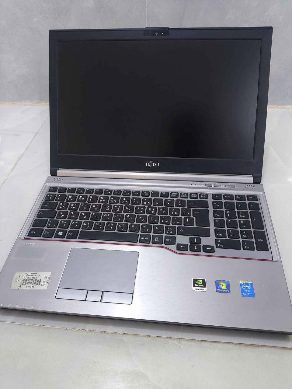 🔥 لابتوب Workstation فوجيتسو للبيع - أداء قوي ونظافة فول 🔥
جهاز Fujitsu Celsius H730 مخصص للشغل الثقيل (برمجة، تصميم، ورندر). نظافة خارجية وداخلية 100%، ومبدلله معجون حراري أصلي (ARCTIC MX-6) يعني حرارة ثلاجة جوه الضغط العالي.
📌 المواصفات باختصار:
المعالج: Intel Core i7 4810MQ (رباعي النواة - أداء عالي للكرف).
الرام: 16GB (الجهاز بي 4 منافذ للرام، يعني تكدر تطوره لحد 32GB براحتك).
التخزين: SSD 256GB سامسونج (سريع جداً، وقابل للتطوير وزيادة المساحة).
كروت الشاشة: مدمج Intel 4600 + منفصل NVIDIA Quadro K1100M (للتصميم والشغل الهندسي).
النظام والإضافات: Windows 10، مع محرك أقراص DVD.
📍 المكان: كربلاء - الحسينية -العطيشي-ماعندي توصيل الاستلام مباشر
💰 السعر: 250 ألف دينار (وبيه مجال بسيط).
للتواصل والاستفسار، راسلني خاص.
او انتصل على الرقم /*********** كربلاء, العراق
