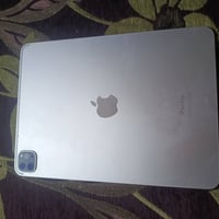 آيباد برو 11 M2 • ١٢٨ • بلادي وكالة