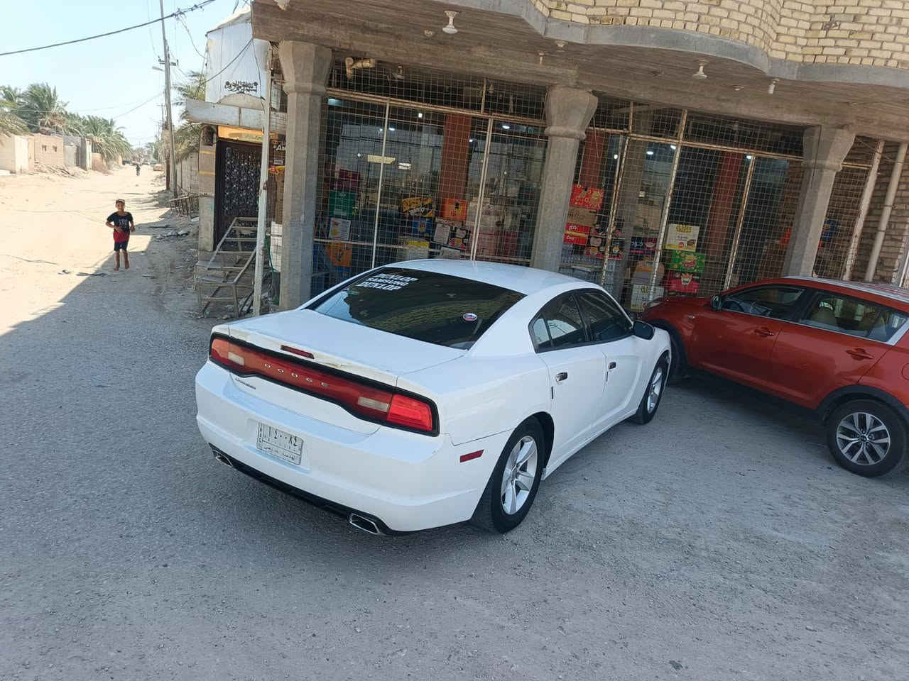 جارجر مديل ١٣ للبيع أو مراوس بدوج كرفان سيارة ضررها بجم السعر ١٢٠ مع المجال للاستفسار ‏‪***********‬‏
