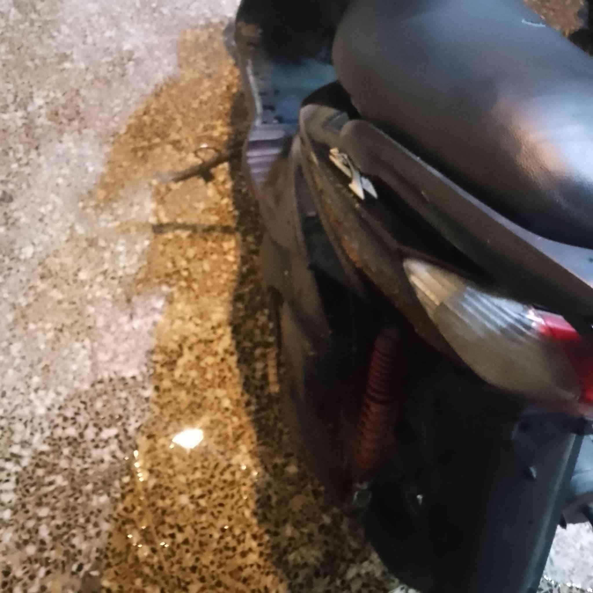 سلام عليكم درجه سكنس كل شغال سلف هندر مكينه شالع معدال كهربيات شغال وراق كامل مكاني بغداد الشعله سعر ٣٥٠الف ***********

