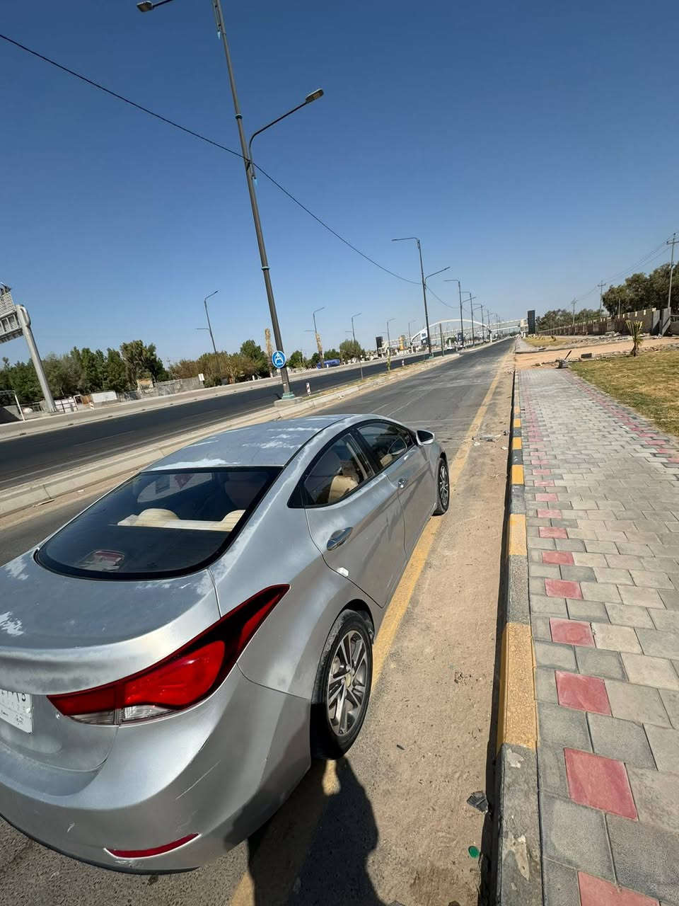 النترا موديل 2014 مكينه 1800 قطعتين صبغ بدون ضربه باسمي رقم نجف السنويه 2028 محرك جديد تبريد شغال 
مكان السياره نجف  السعر 90 وبيهال مجال قليل 
***********
