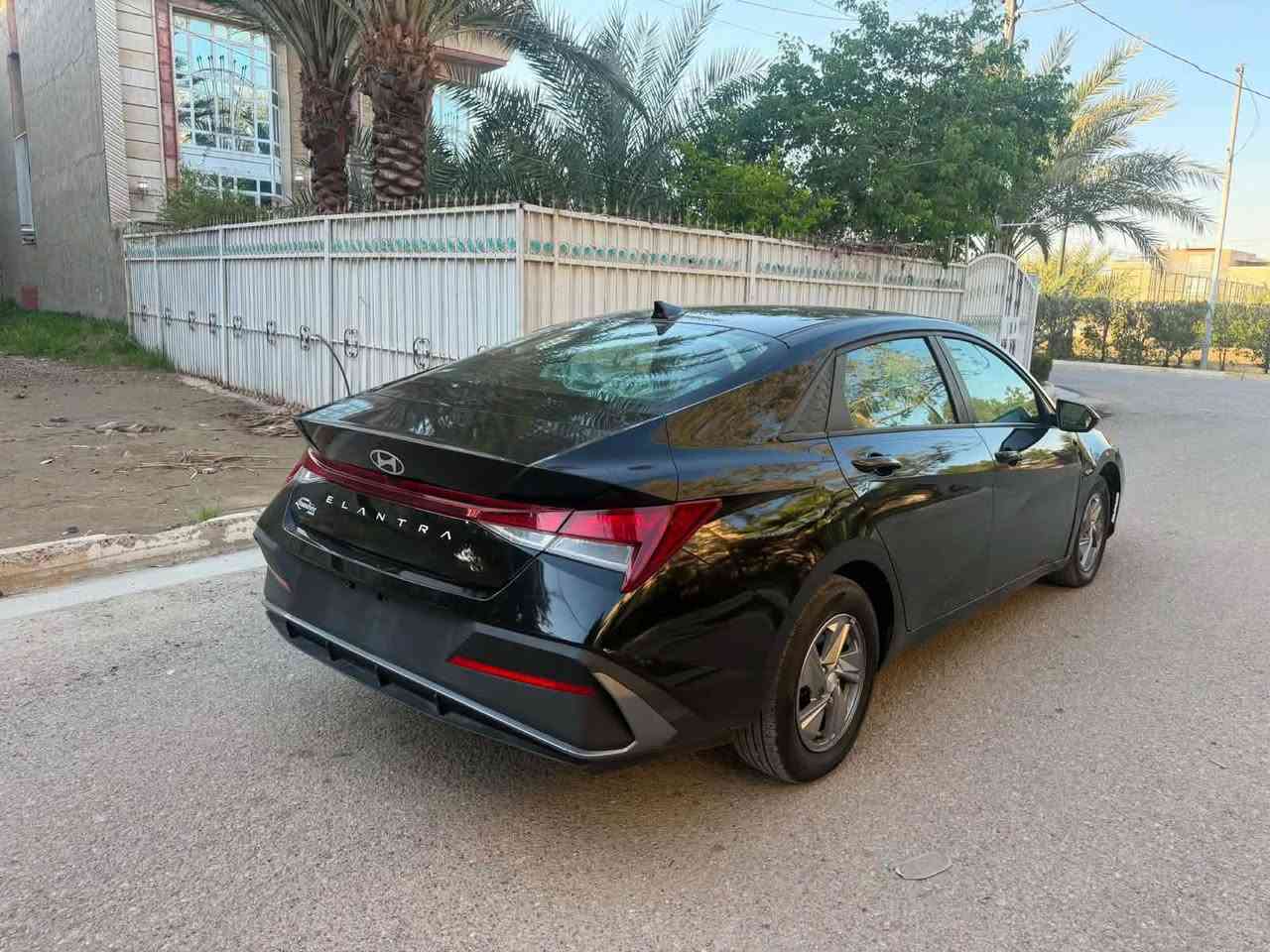 السلام عليكم للبيع النتره ٢٠٢٤ 
نص فول السياره جديده 
دخول جديد 
رقم بغداد بسمي 
العنوان بغداد الجديد 
الاتصال عله الرقم ***********
السعر ١٤٥ وبيه مجال
