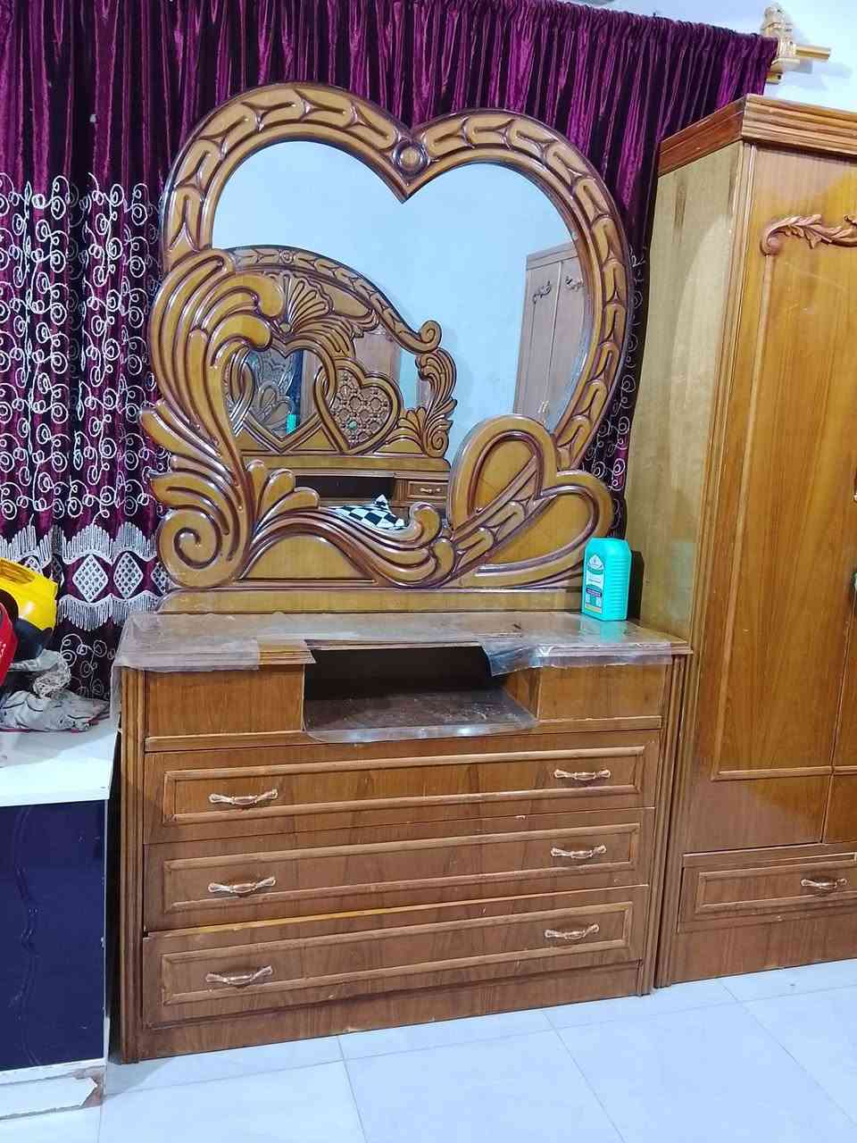 غرفه عراقي صاج 7قطع
السعر مليون وربع وبيه مجال 
ابى الخصيب ***********
