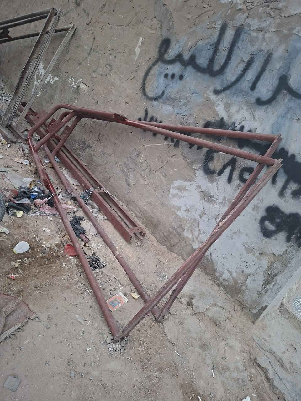 سلام عليكم ونج ايطالي الاصلي  ونج خير من الله الاستفسار عل رقم اول خاص ***********

