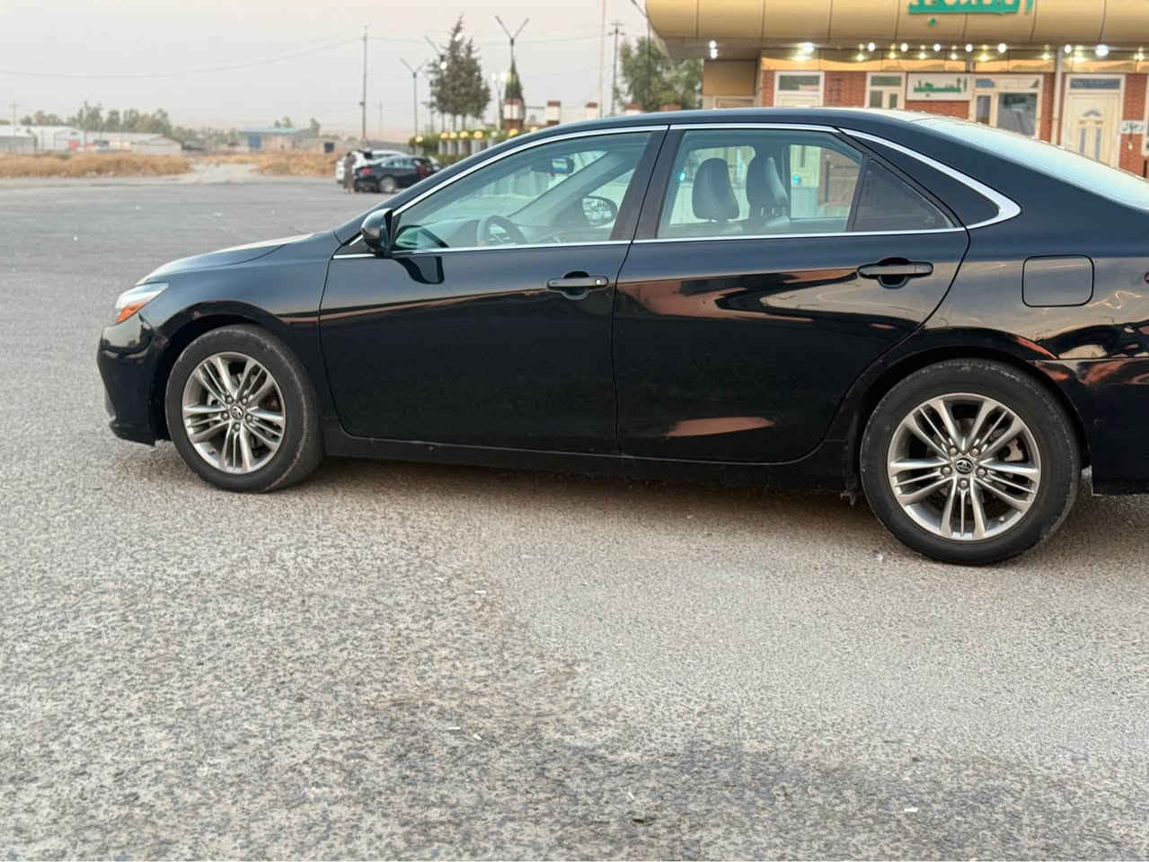 كامرى ٢٠١٧ se ته نها يه ك پارچه ى بوياغ 
بى ده عم بى ناو گرتن بى ئه رباك سه نه وى 
نوييه  تا ٢٠٢٧تاقم تايه ى لوك چركه ى تيا نيه
 مالى دوسته مه كينه و گير و كاره باييى به شه رت 
برغوى بانه دراوه سعرى ١٣٨ وه ره قه مه جاليكى برايانه 
*********** كويسينجاك, أربيل
