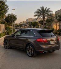 بورش كايين • ٢٠١٣ • V8
