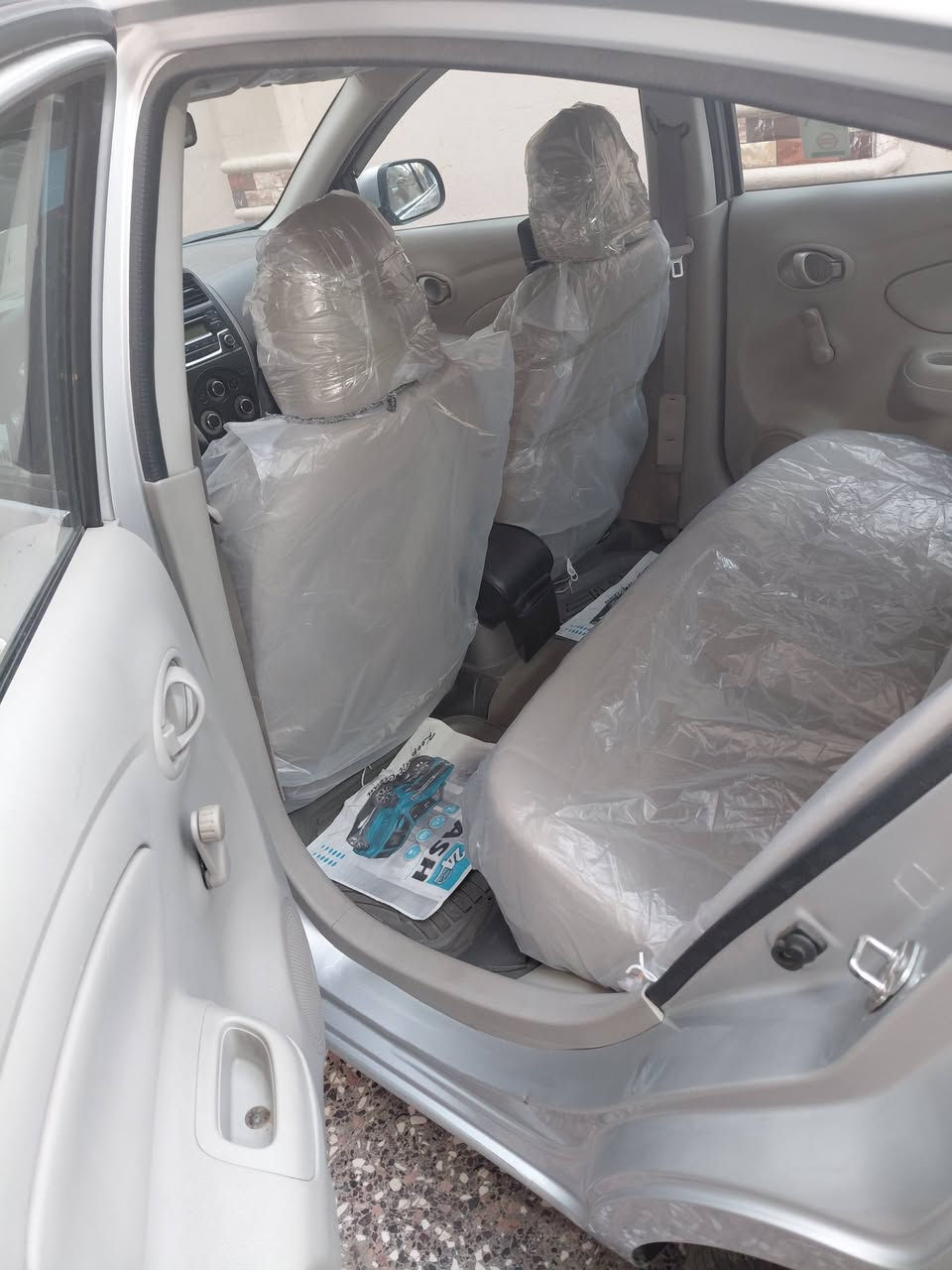 للبيع نيسان سني هندي لون سلفرموديل ٢٢
سياره مكفوله من الصبغ والتبديل كير محرك تبريد كله مكفول فقط بارد برأس الجامغ الامامي موديل ٢٢رقم اربيل هزة براد سنويه جديد  حساسات خلفيه ماشيه ١٦٠ كم حقيقي تريد تحويل تريد وكاله سيارة خير من الله ربع متصرف عليه مكانه بغداد السعر ١٠٩ وبيه مجال للاستفسارالرقم على الوتساب 
***********
