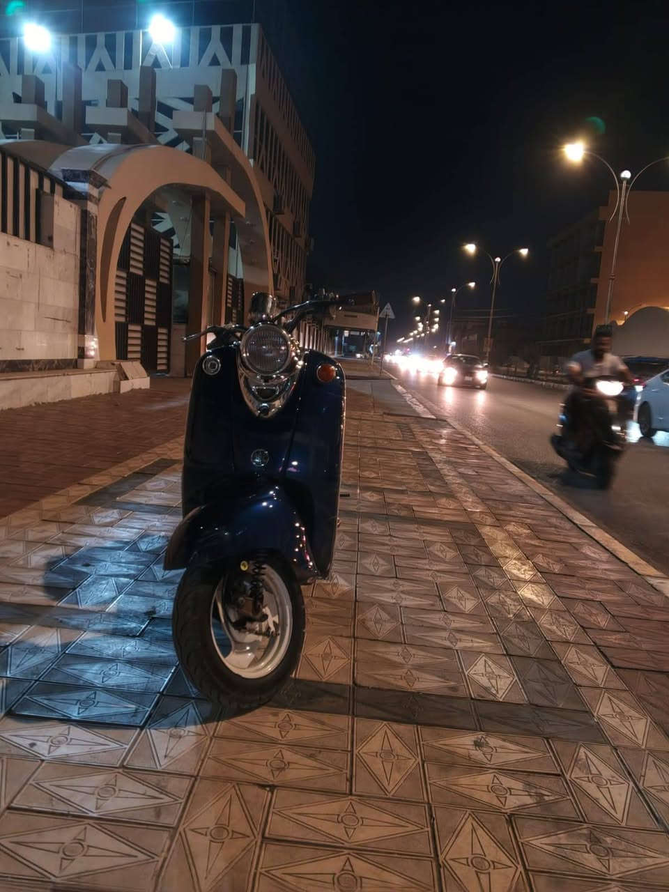 لسلام عليكم دراجه مصريه ما مفتوح بيها برغي كفرات اصليه صالنصه اصليه كلشي بيها اصلي بس ادراجه ما بيها باتري والموجود بلسوك كله تجاري تعال وافحص الشلعه تشك الكاع تعال وشوف السعر 500 وبيها مجال مكان الناصريه مركز  رقمي ***********
