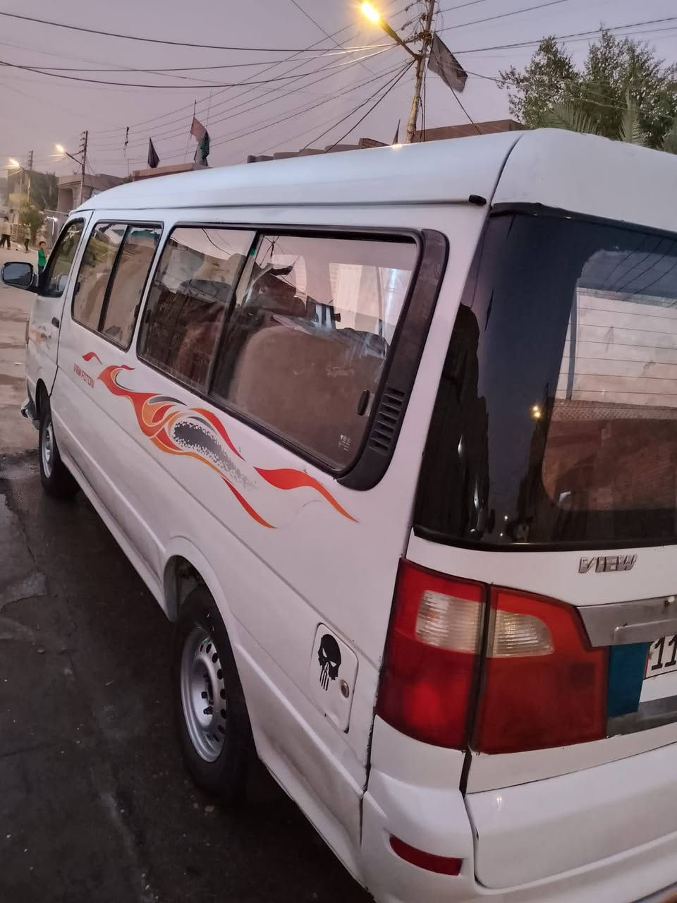يالله فتون موديل 12 لسياره بلاديه بيها ذيوله مبخره فقط كير ومكينه واكسل خير من الله تحيل مباشر سنويه ل30 السياره يرادلها شعار واني ولشعار عليه تصعد وياي ادكلك شعار كهربائيات كلها شغاله بالعافيه على الياخذها السياره مال جناي المكان بغداد السعر 65هاتف***********
