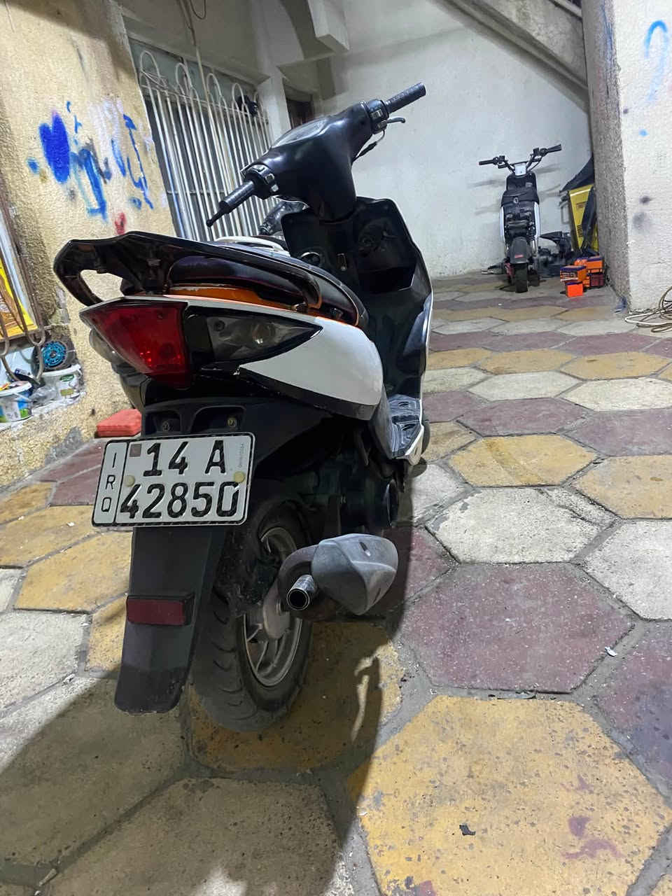 ماكس مضلع للبيع دراجه كلشي ما ناقصها مستبدل بيها ولفات فقط دراجه ارقام وسنويه العنوان البصره جبيله 
رقم ***********
