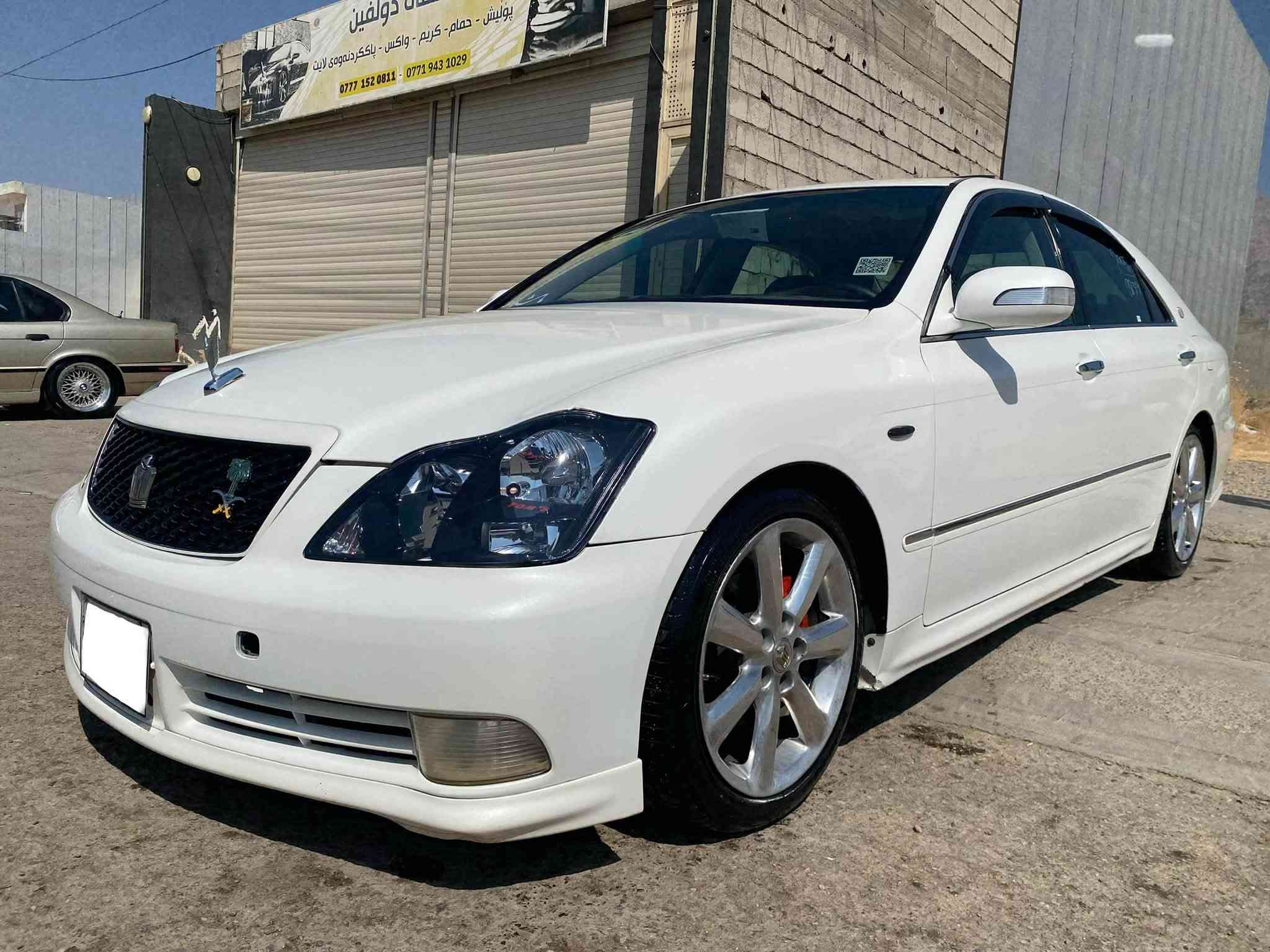 Toyota crown sport 2005
ساخ ساخ
مۆدێل ٢٠٠٥
یادی ٥٠ ساڵە 
٢ پارچەی ئەوروپا بۆیاخ
کۆدی هەیە و بارکۆدی وەرگرتوە
گێڕ و مەکینە گەورە ١٨٢
سەیارەکە لۆک لۆکە 
٣ دوگمەی فول
سڵایت
جڵد
هیتەر
ئاوێنە ئیشارەت
بلوتوزی بیلاد
کامێرا
لایت ناو ڕەش
عەتەری ١٨٤ لەسەرە
لەوی زەردی تۆمسی لەسەرە
٤ تایە و ویلی دینگەی ئیستیل لۆک
مەجموعە سوکان لێکزس زۆر نەرم 
هەر ٥ بەسمەی مەزبوت ئیشەکات
زۆر توند و تۆڵە هەر چرکەو ٣٠٠ دۆلار بڕە
گێڕ و مەکینە و هەموو گیانی بەشەرت 
نرخ ٨٥ معامەلە
***********

