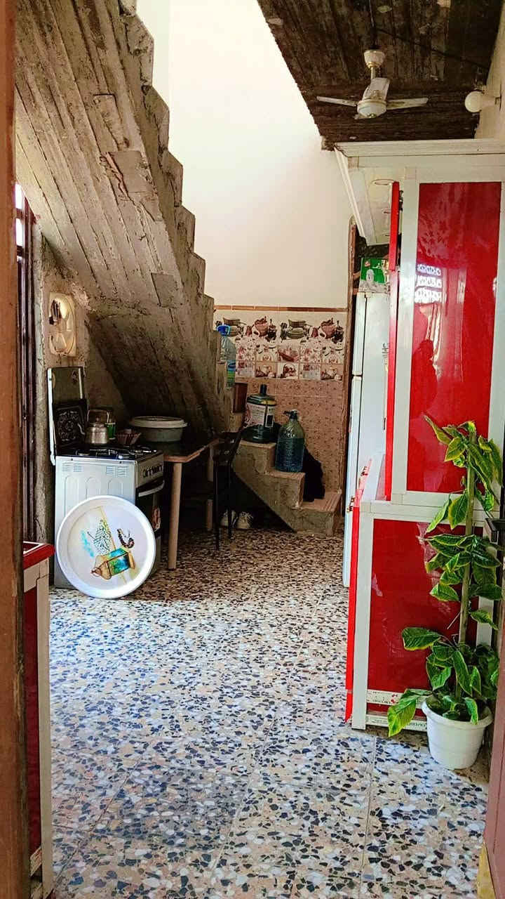 بسبب الوعود الكاذبه بيت للبيع طابو سند 25 كامل خدمات تبليط مجاري ماء كهربا موقع جسر ديالى شراي يتصل *********** فقط هاتف سعر جدااا مناسب 47 وبي مجال مساحه ثمانين
