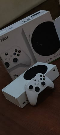 اكس بوكس S • ٥١٢ جيجا • جويستك أصلي