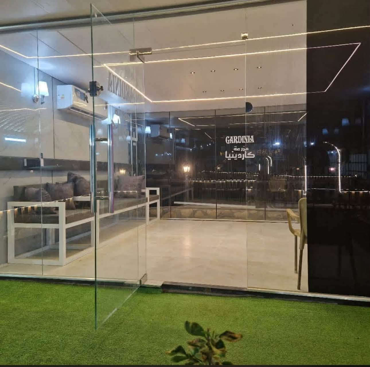 🌿 مزرعة كاردينيا – المدائن
📍 3 دقائق عن فلكة سلمان باك
🌊 إطلالة مباشرة على النهر
✅ موثقة بتطبيق إجرلي
🏊‍♂️مسبح حار مغلق
📞 واتساب فقط: ***********
